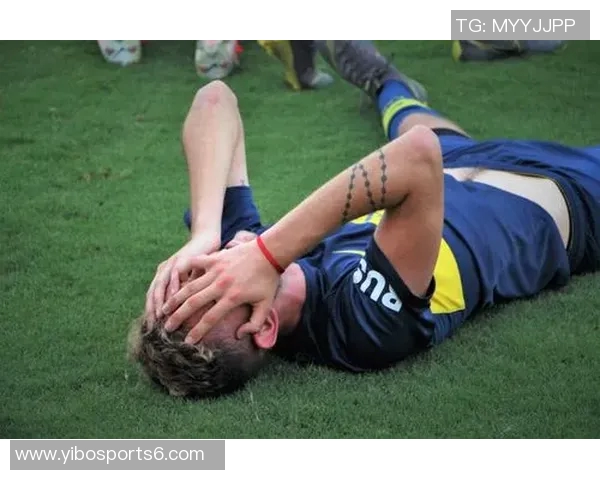 巴西足球魅力尽显精彩瞬间图片集锦展现热情与活力 巴西足球魅力尽显精彩瞬间图片集锦展现热情与活力